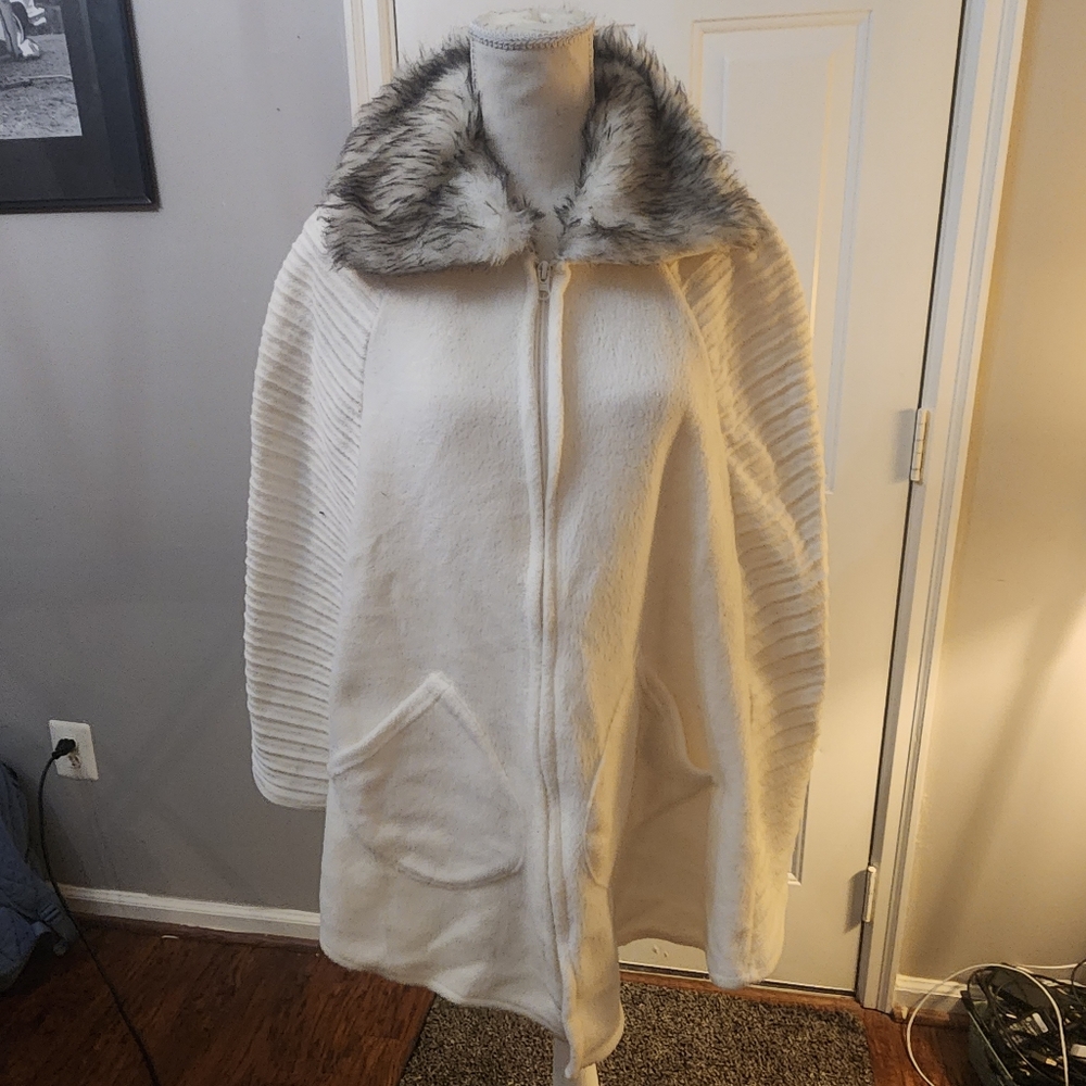 Faux Fir Collar poncho